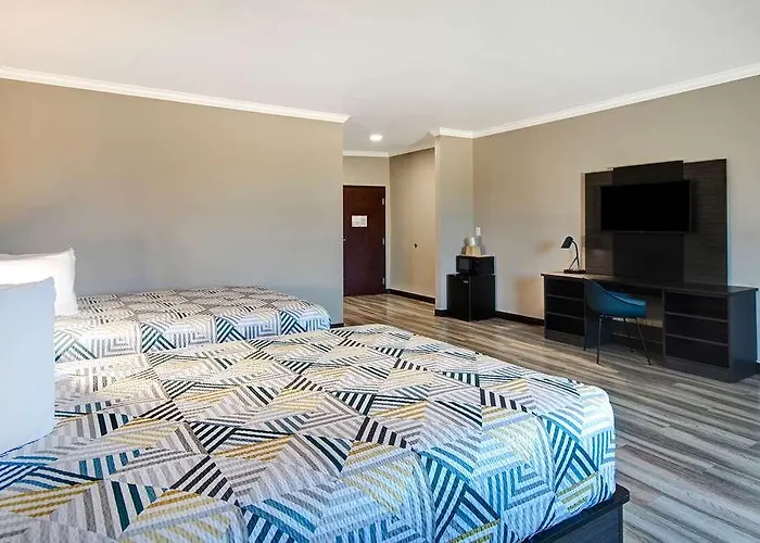 6 Worth, Tx I-35 & I-20 Hotel 2*